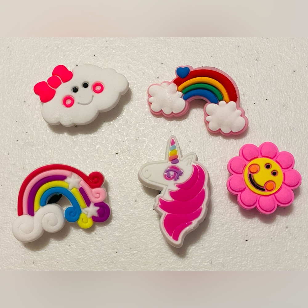 Brand New 5 Pack Rainbows and Unicorn Shoe Charms
